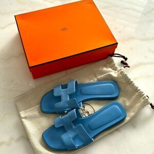 Hermès Oran Bleu Cameo size 37 ½